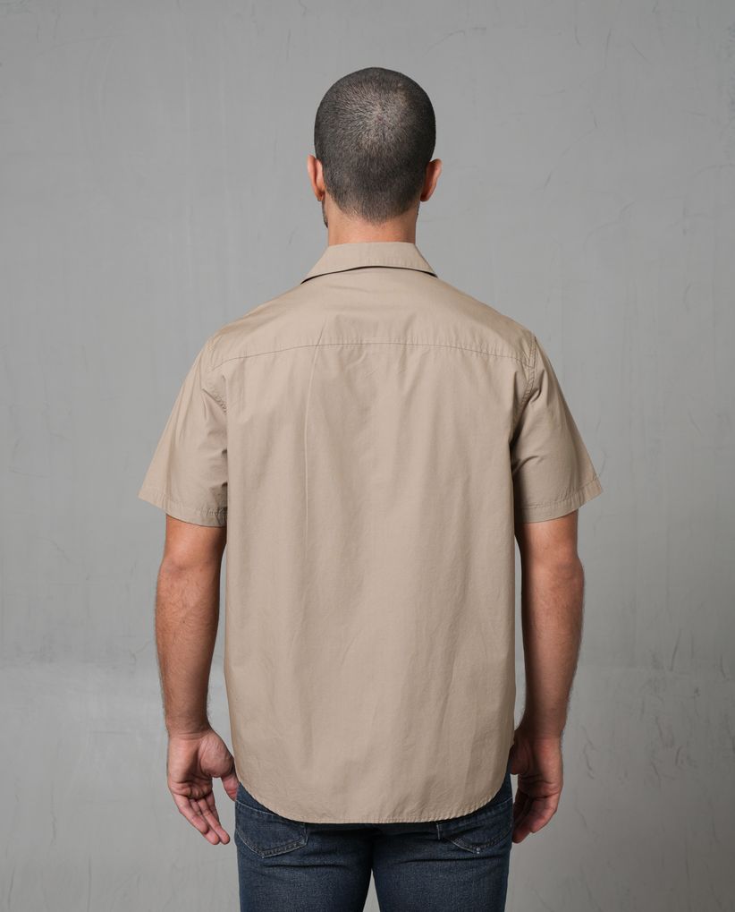 Camisa manga corta con bordado para hombre