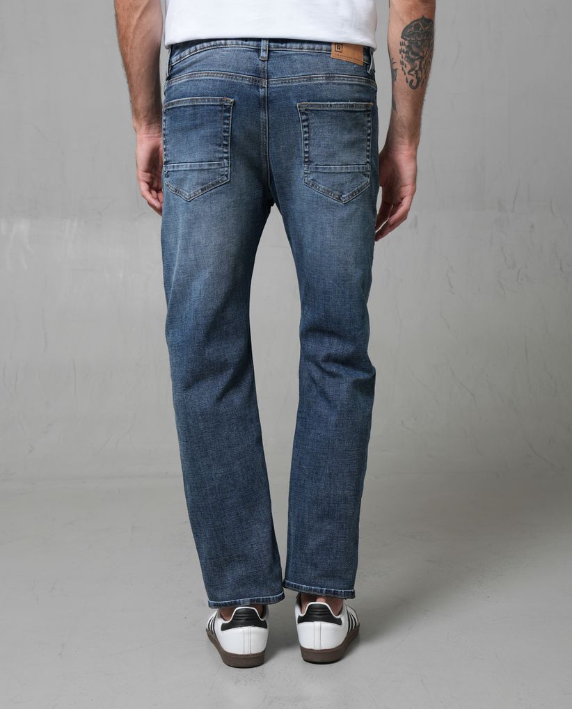 Jean Classic tono medio para hombre