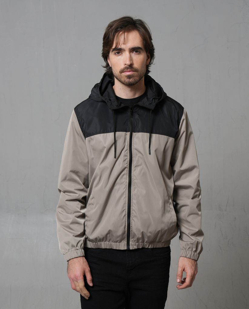 Chaqueta rompevientos para hombre