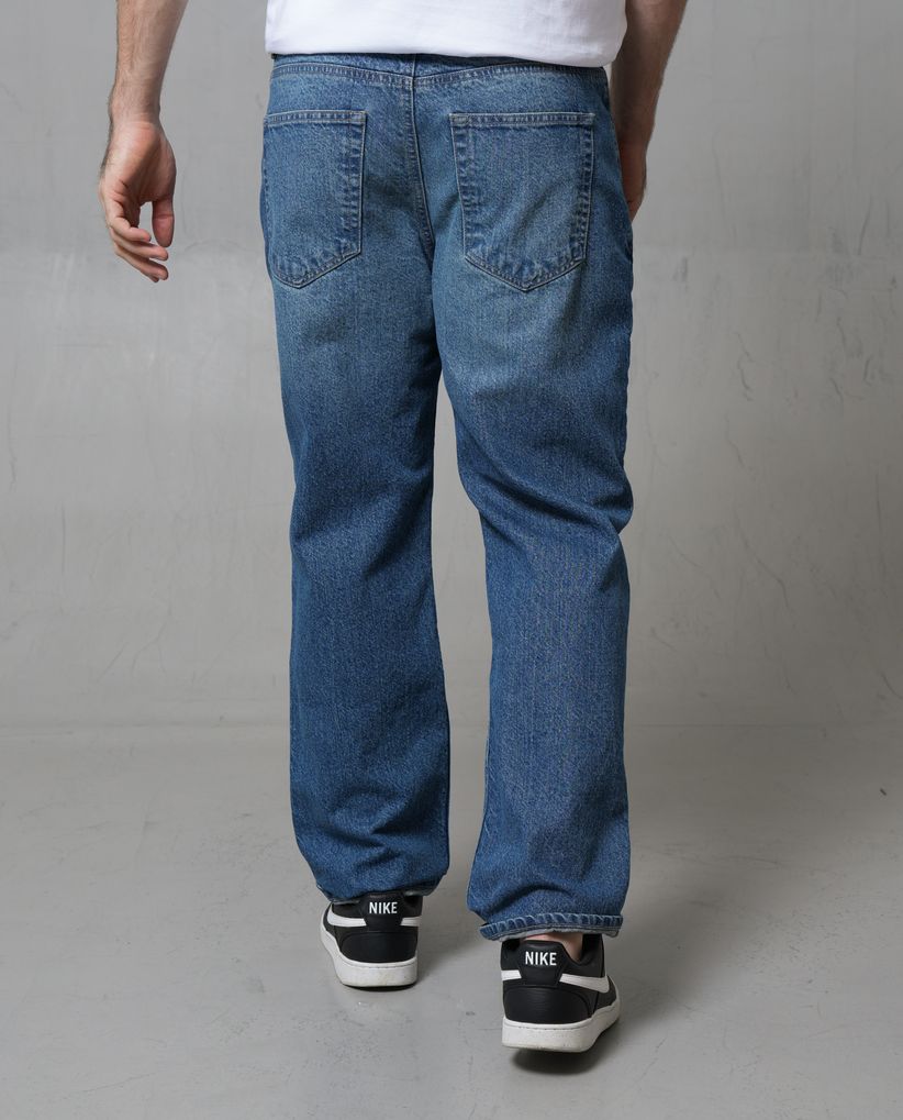 Jean Classic tono medio para hombre