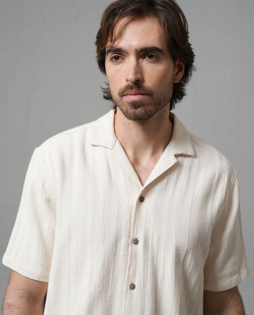 Camisa tipo Resort para hombre
