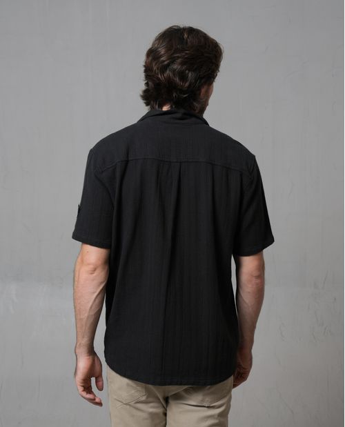 Camisa tipo Resort para hombre