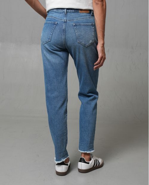 Jean Mom tono medio con raspones para mujer