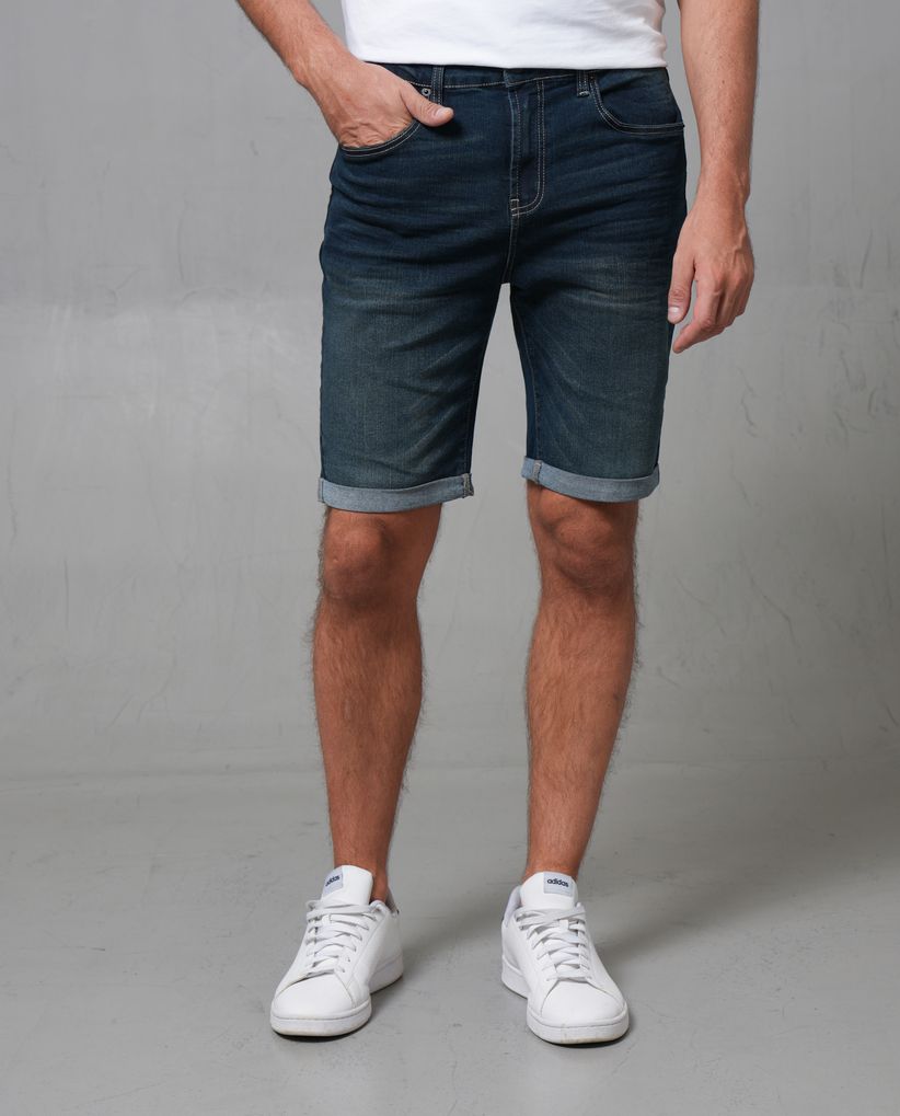 Bermuda en denim azul oscuro para hombre