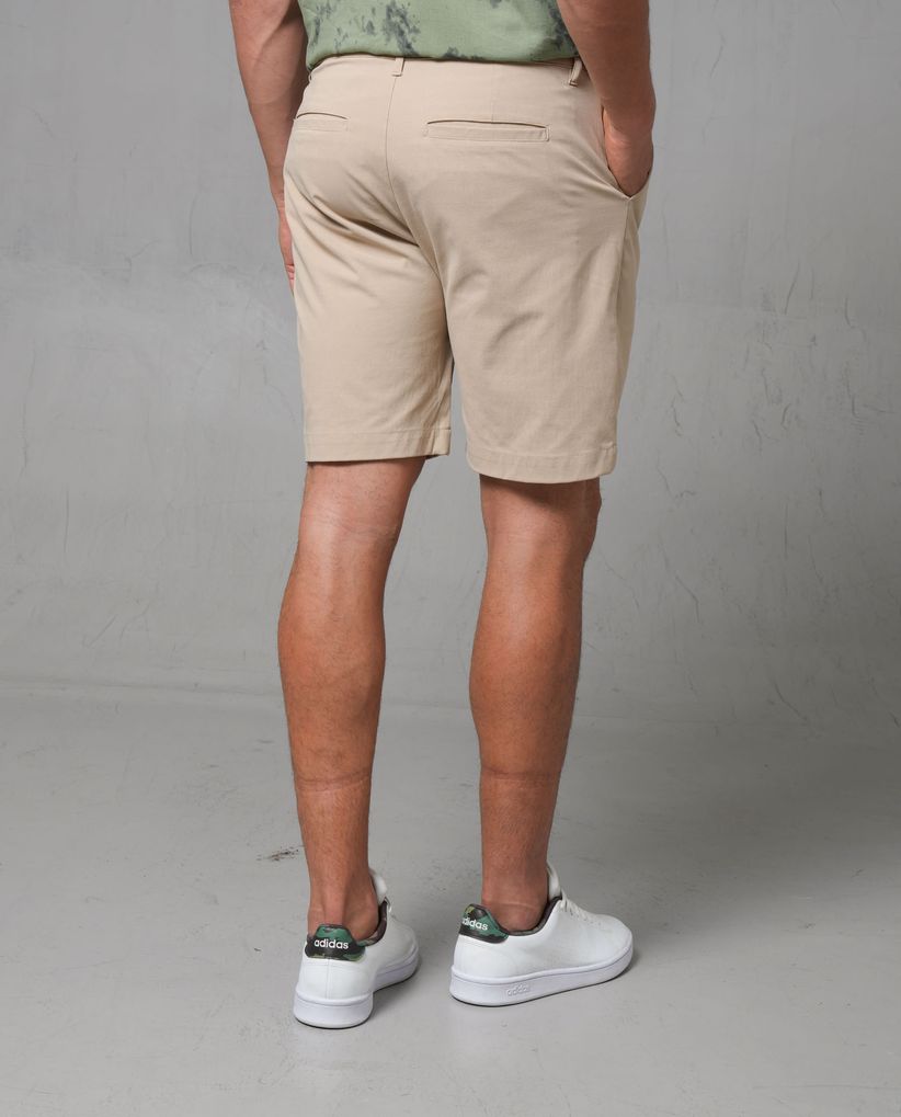 Bermuda tipo chino para hombre
