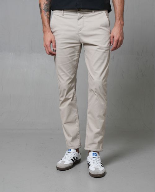Pantalón tipo chino para hombre