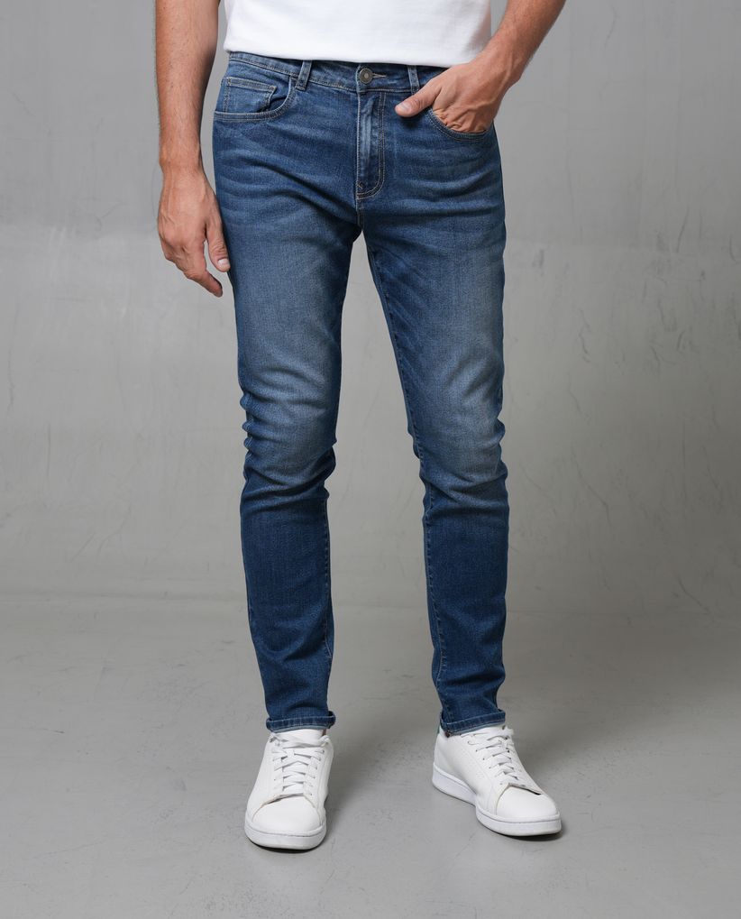 Jean Super Slim tono oscuro para hombre