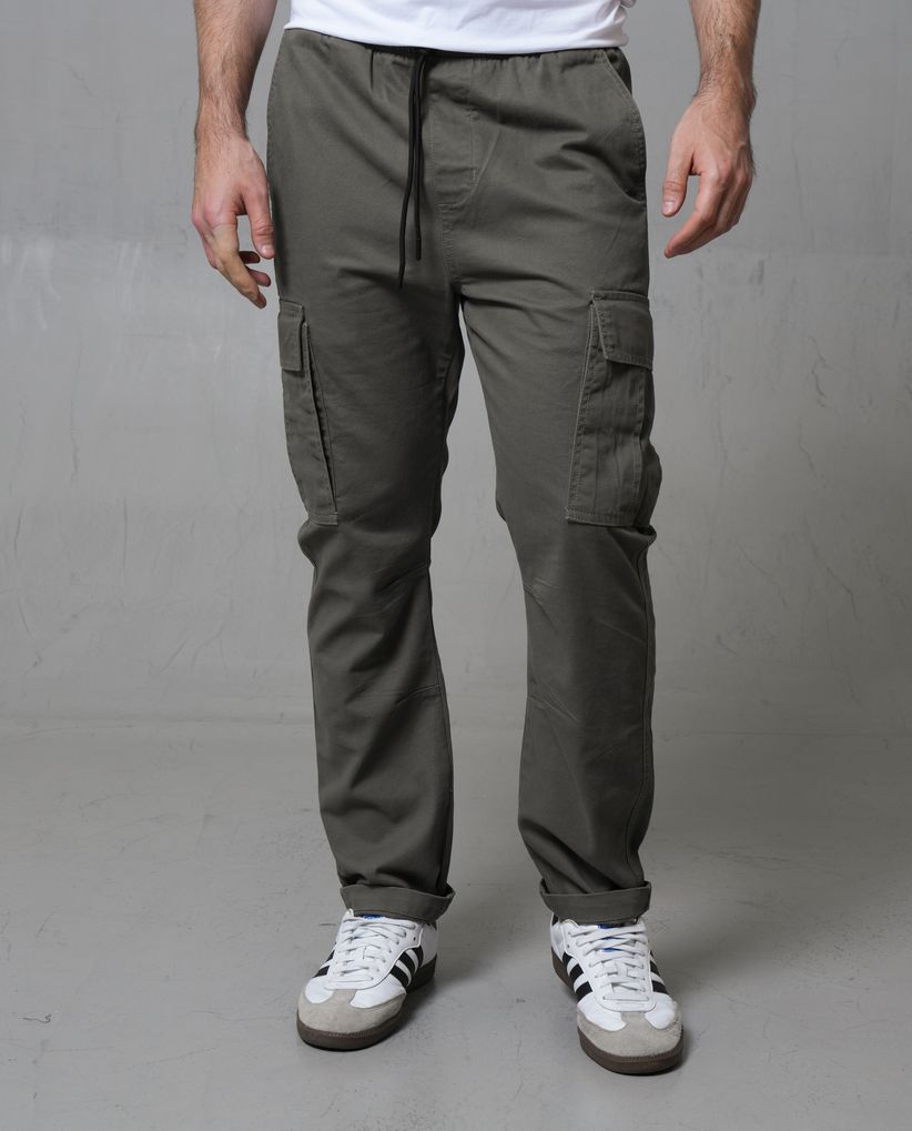 Pantalón Cargo con elástico en pretina para hombre