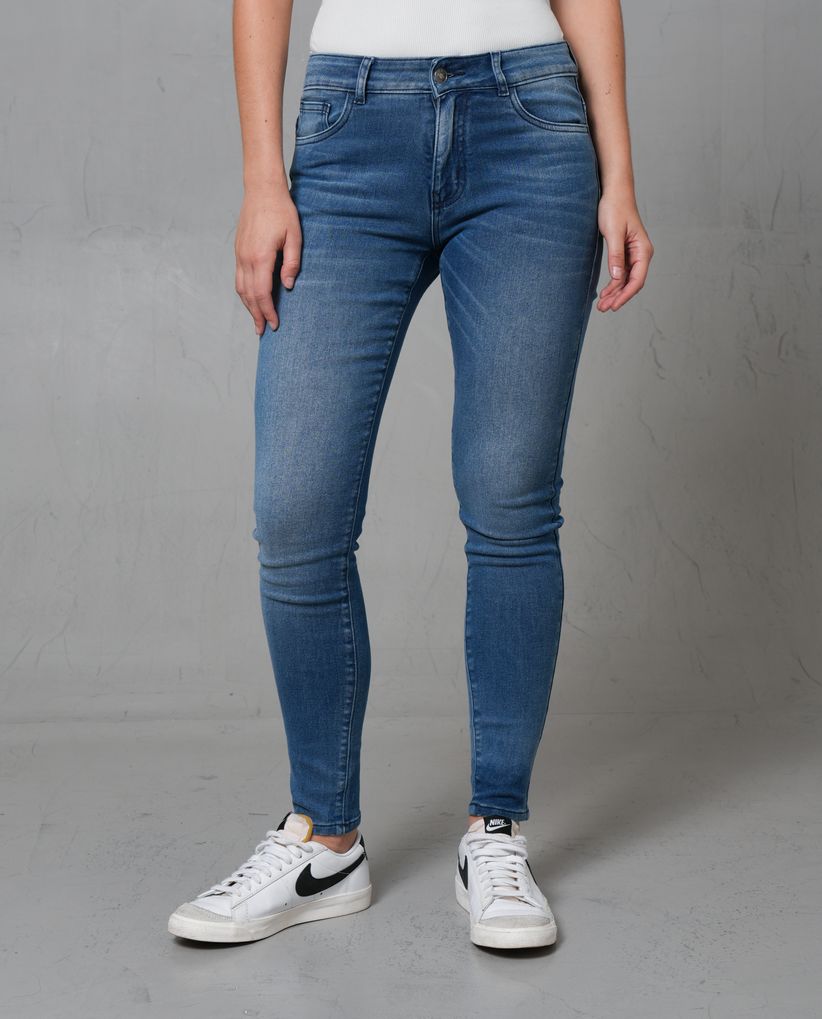 Jean Magic Up cinco bolsillos para mujer