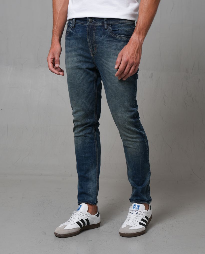 Jean Super Slim tono oscuro para hombre