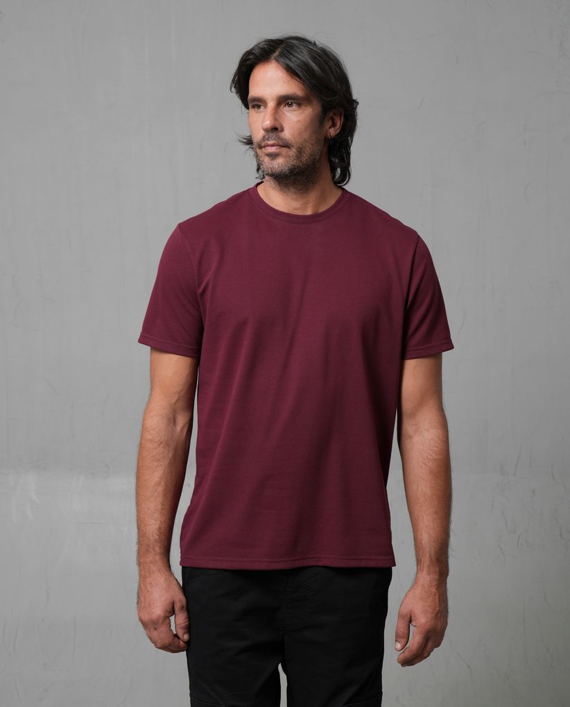 Camiseta tejida con cuello redondo para hombre