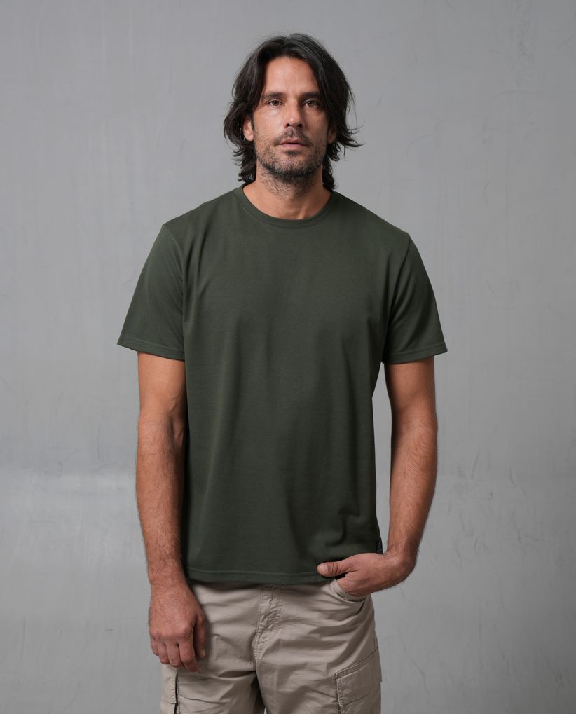 Camiseta tejida con cuello redondo para hombre