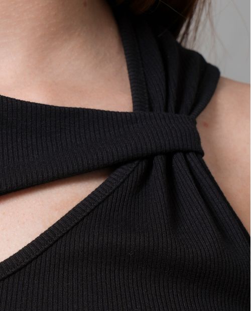 Camiseta manga sisa semi ajustada para mujer