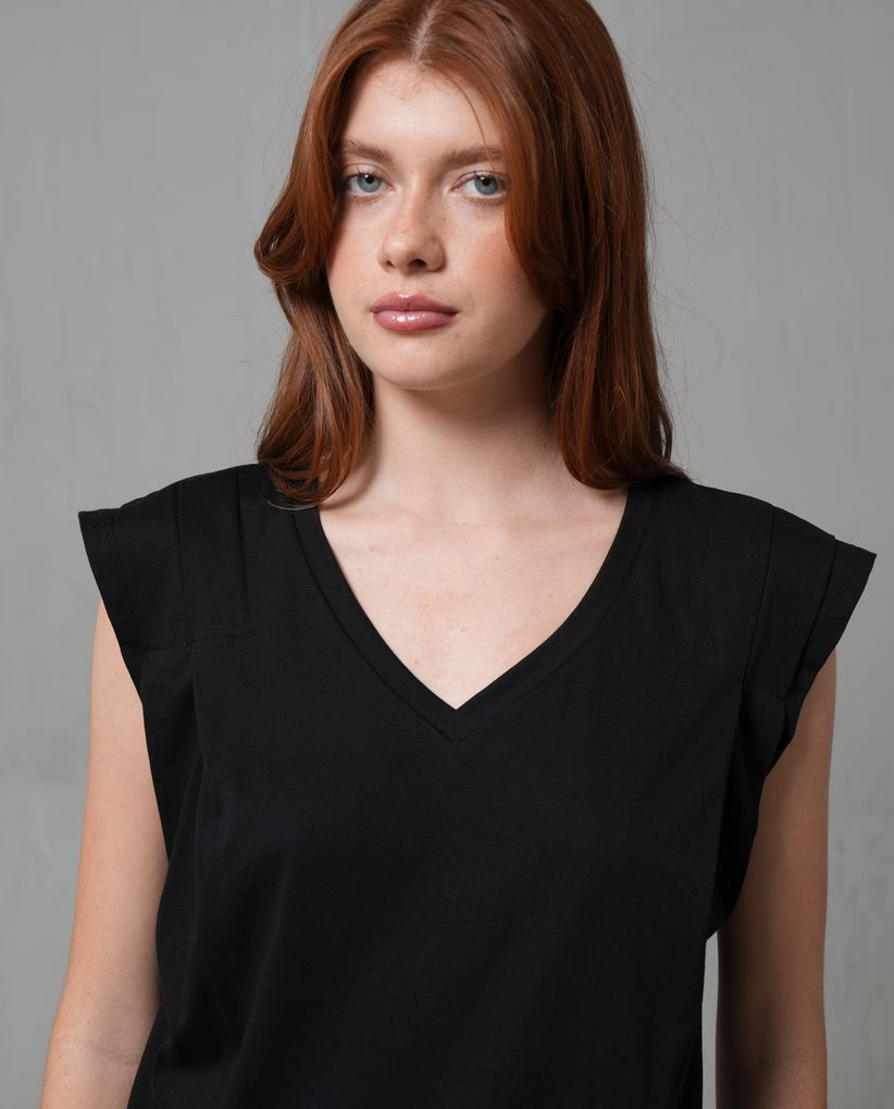 Camiseta manga corta con cuello en V para mujer