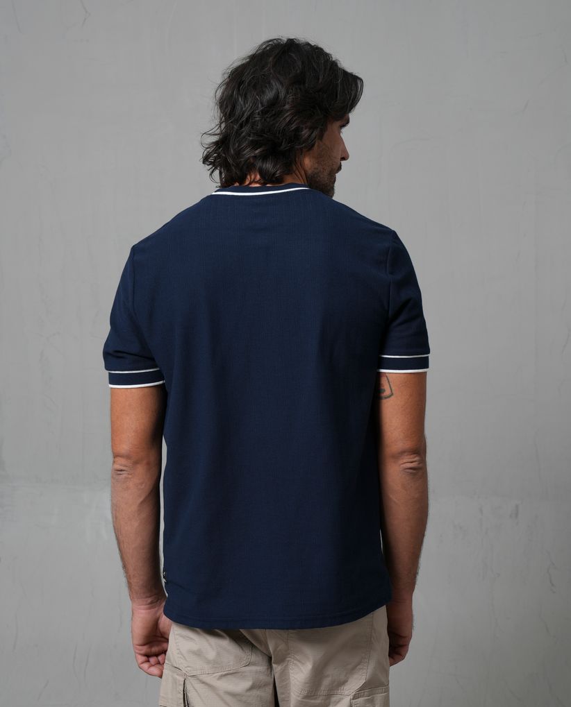 Camiseta cuello redondo texturizada para hombre