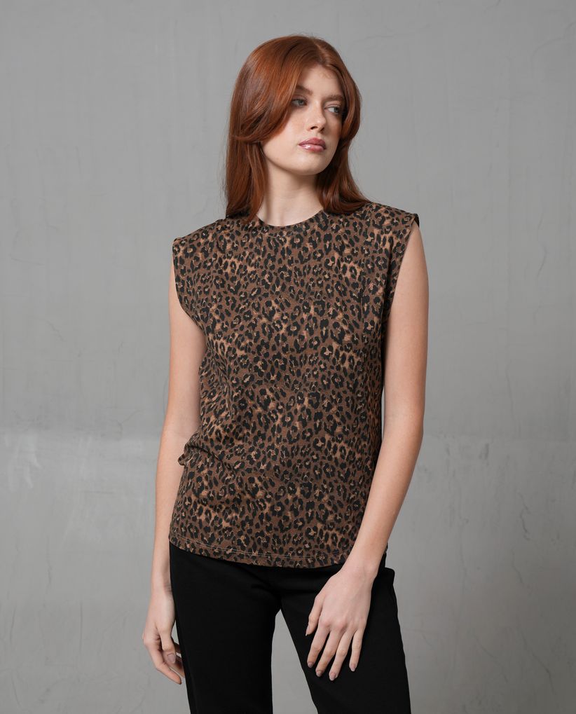 Camiseta manga sisa con estampado animal print para mujer