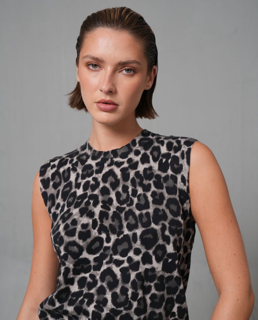 Chaleco tejido con estampado animal print para mujer