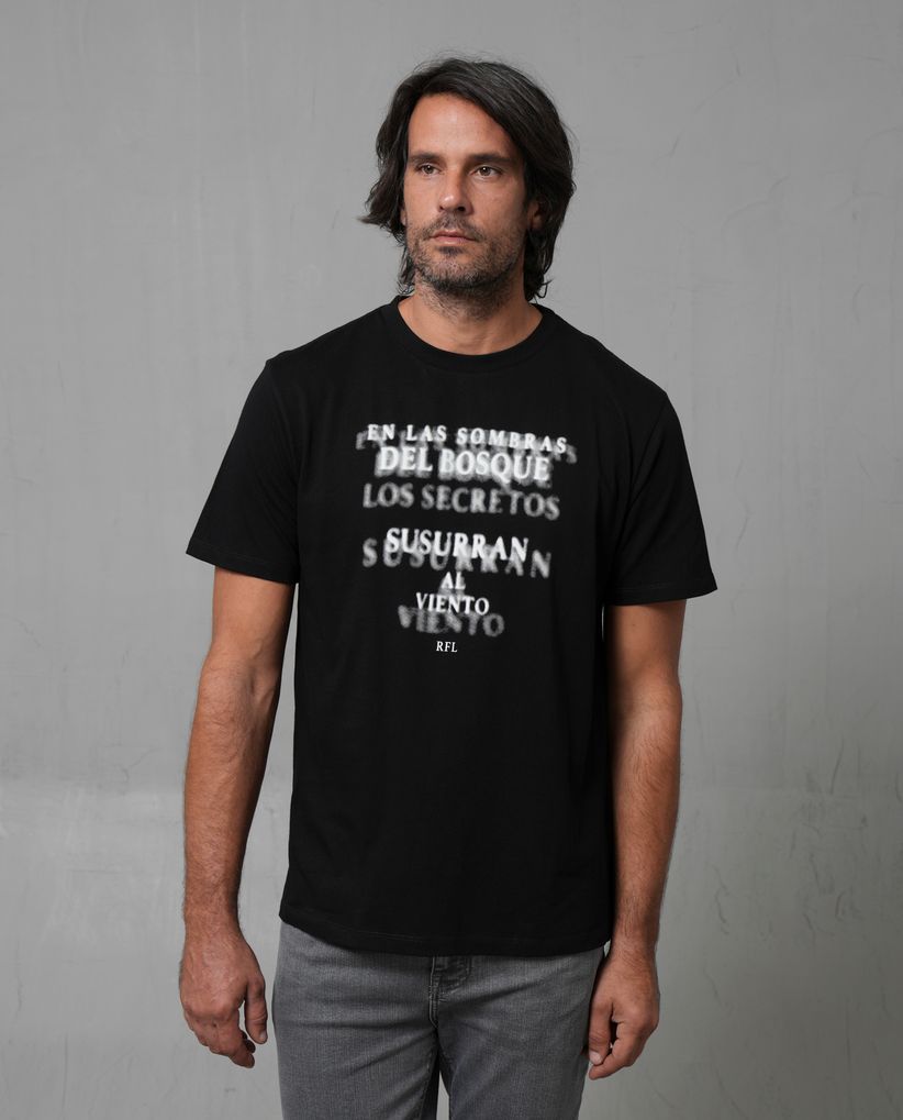 Camiseta cuello redondo con estampado en frente para hombre