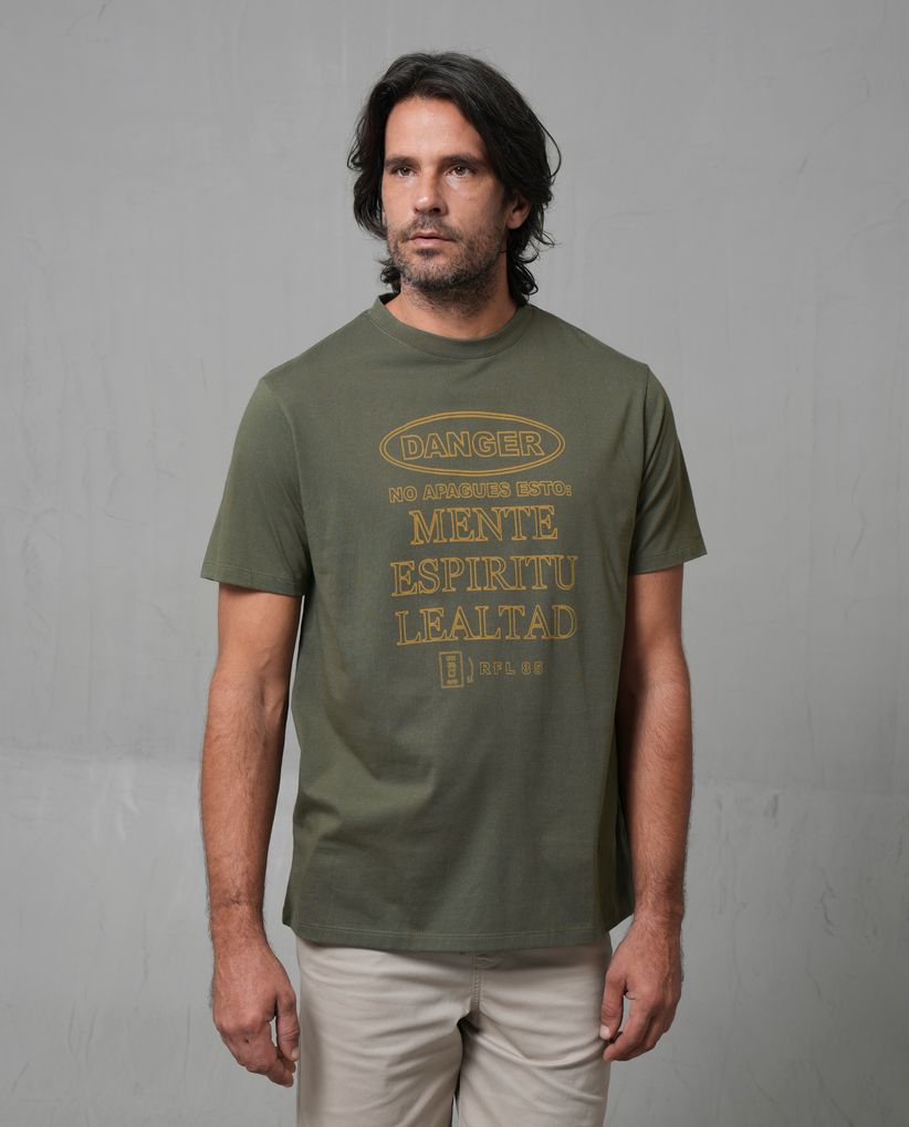 Camiseta con estampado en frente para hombre