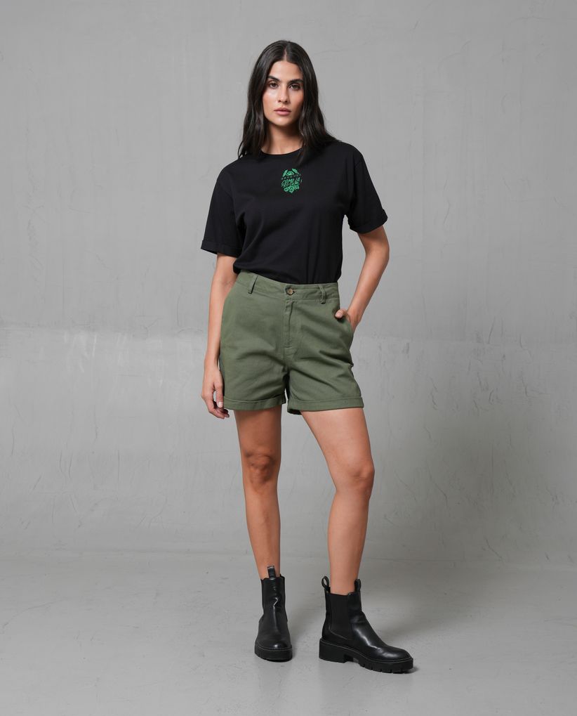 Short largo con cierre botón para mujer