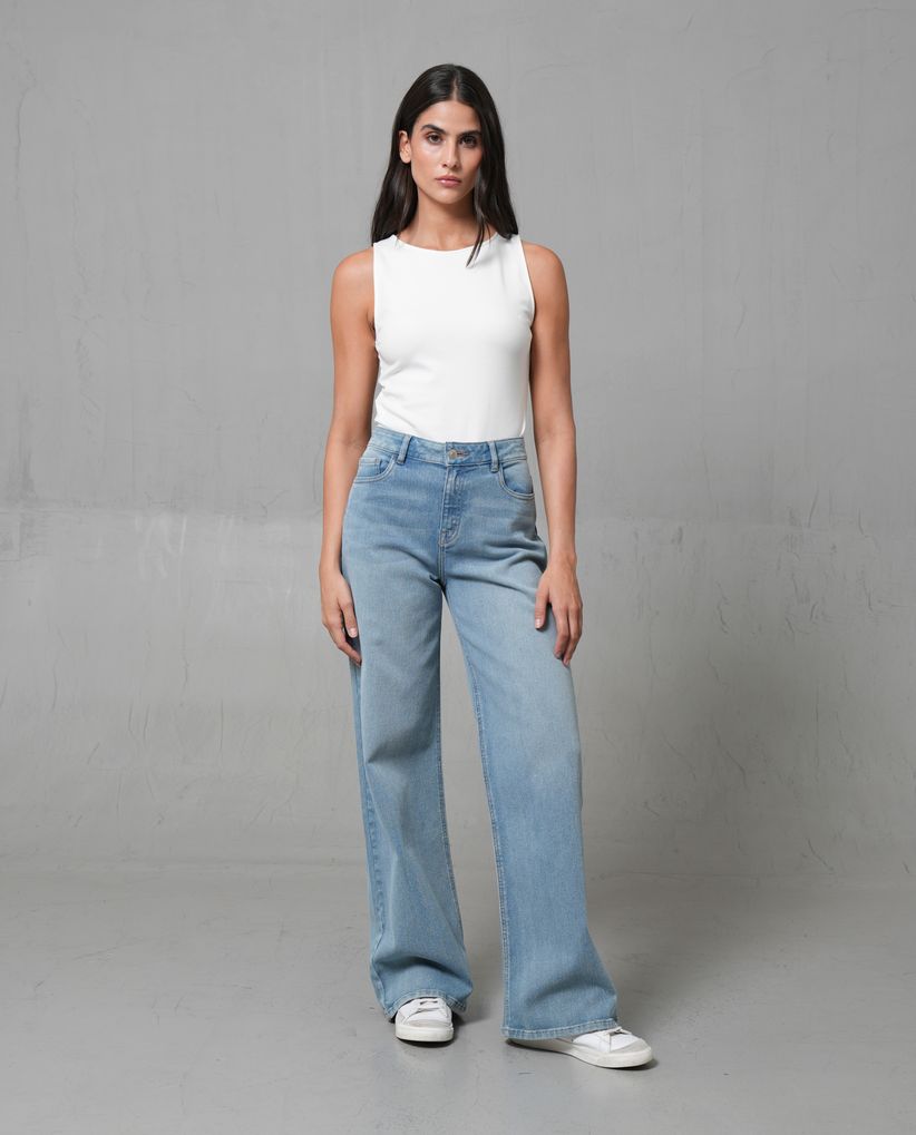 Jean Wide Leg tono claro para mujer