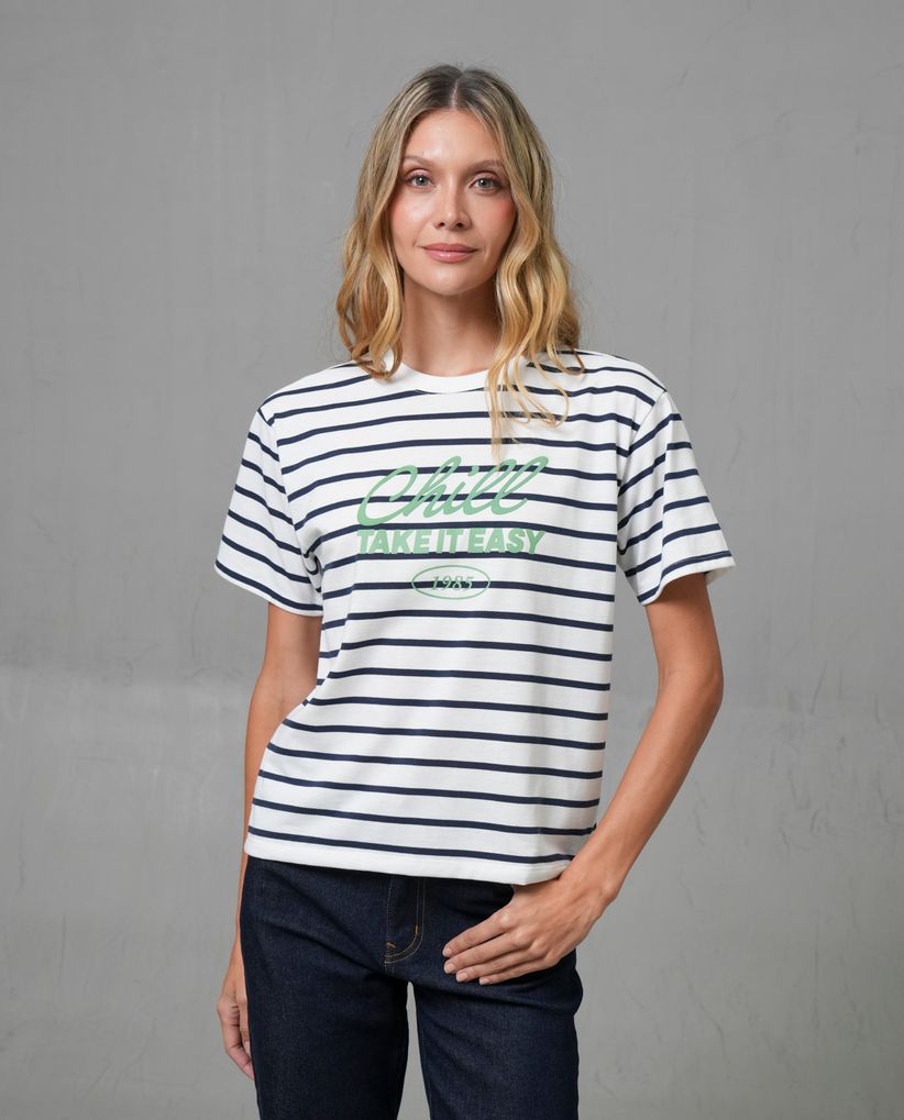 Camiseta a rayas horizontales con estampado en frente para mujer