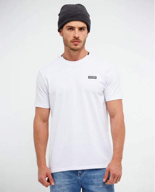 Camiseta con mini aplique para hombre