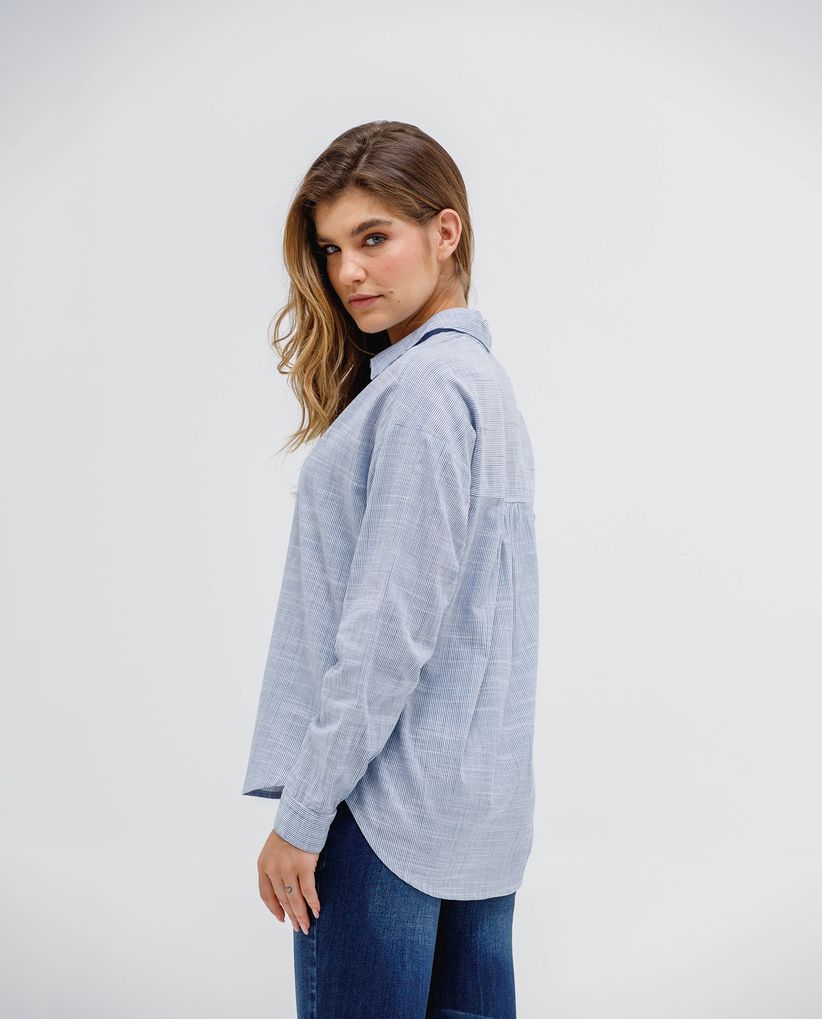Camisa clásica para mujer