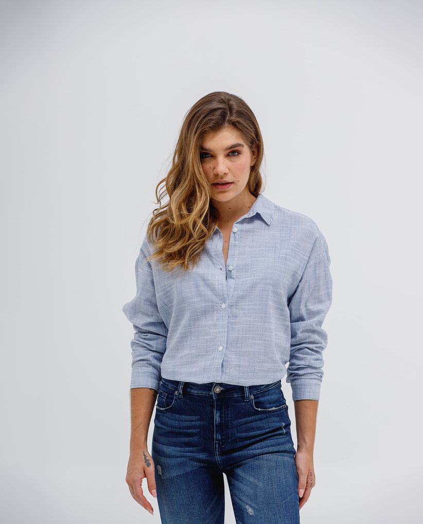 Camisa clásica para mujer