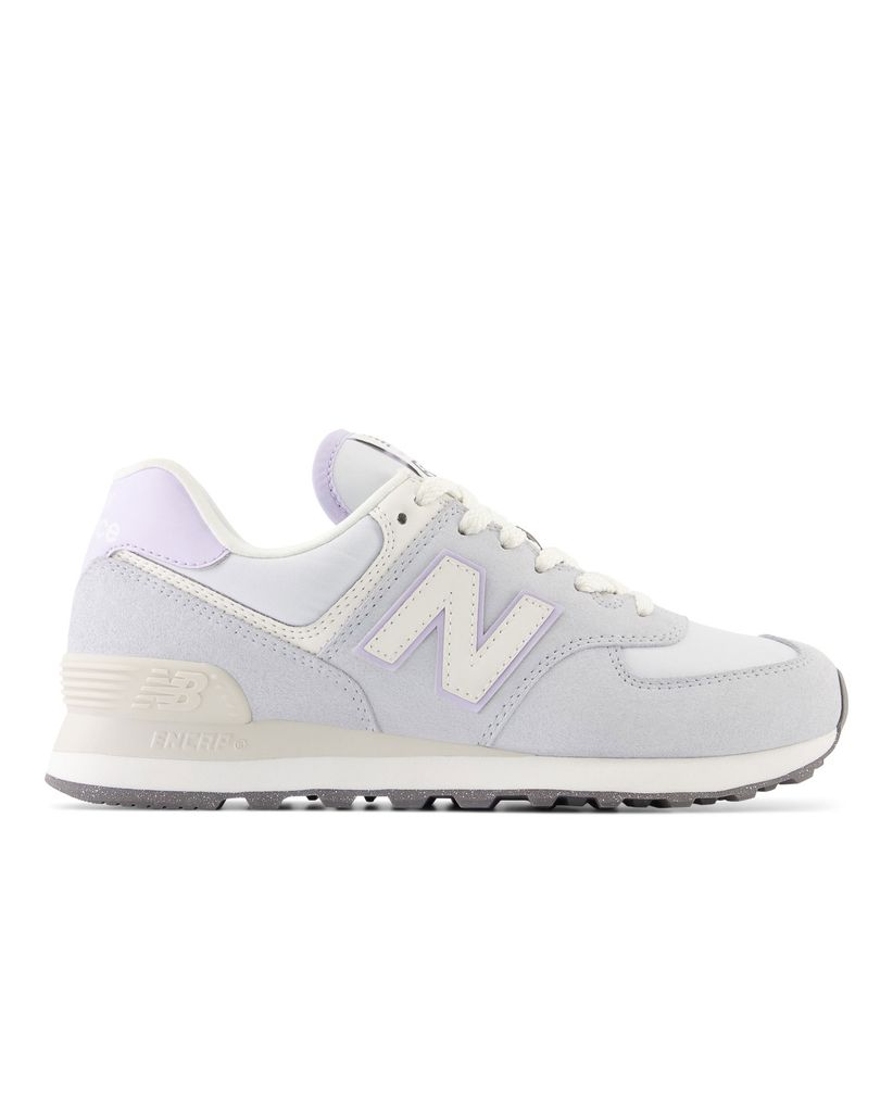 Tenis New Balance en gamuza para mujer