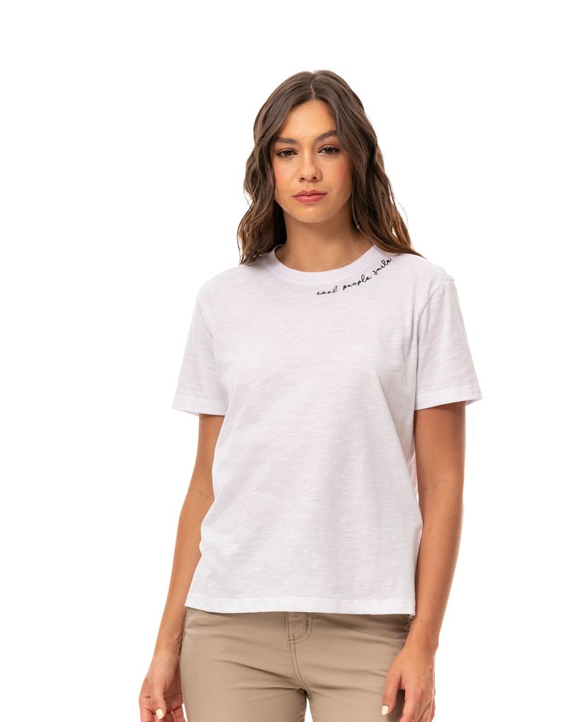 Camiseta con detalle bordado para mujer