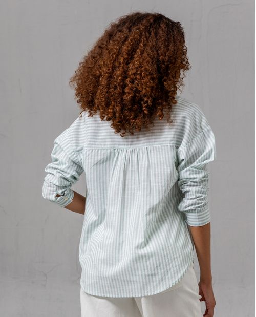 Camisa clásica para mujer