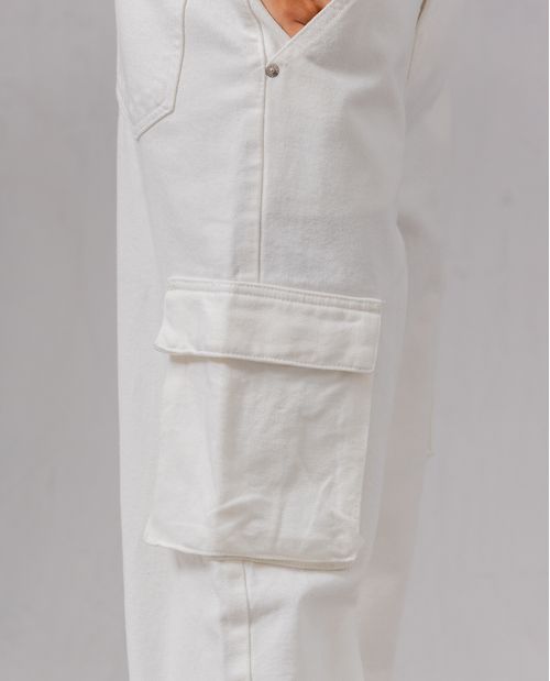 Pantalón con bolsillos cargo para mujer