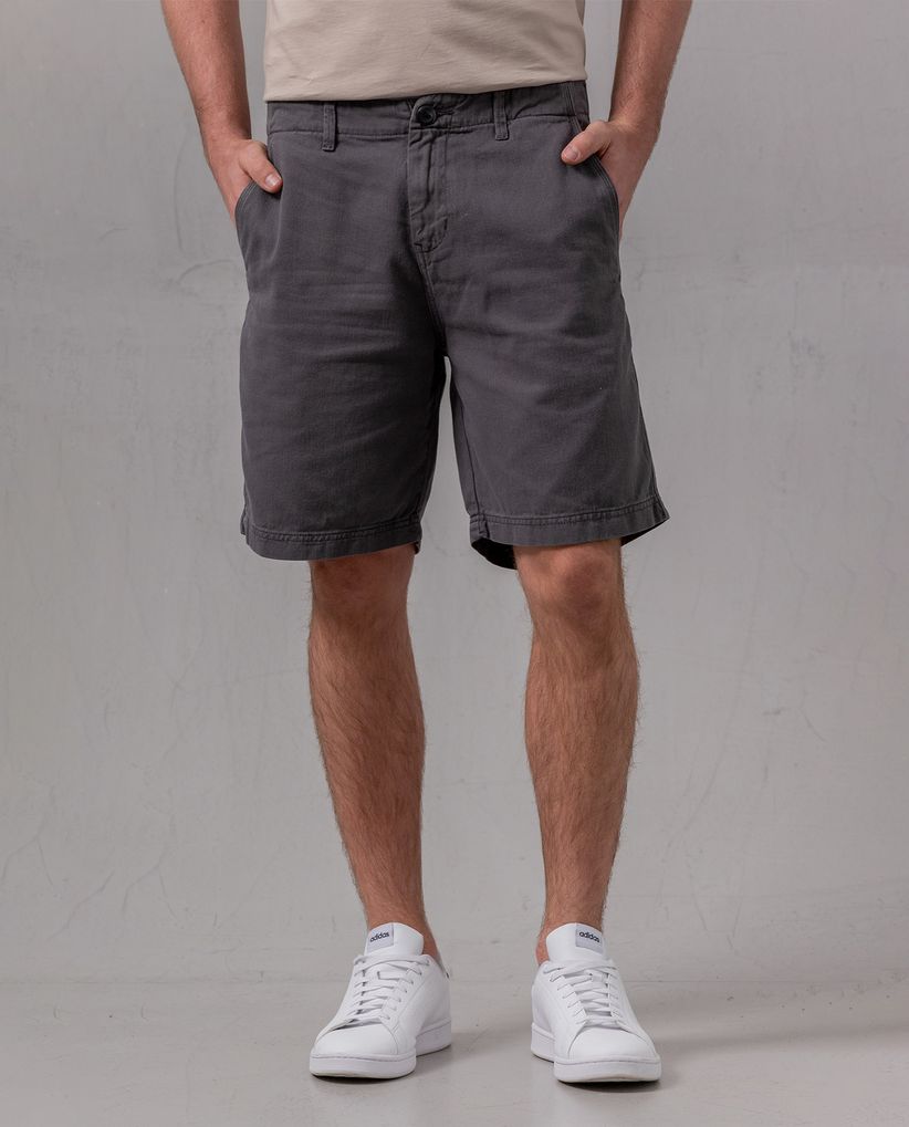 Bermuda clásica para hombre