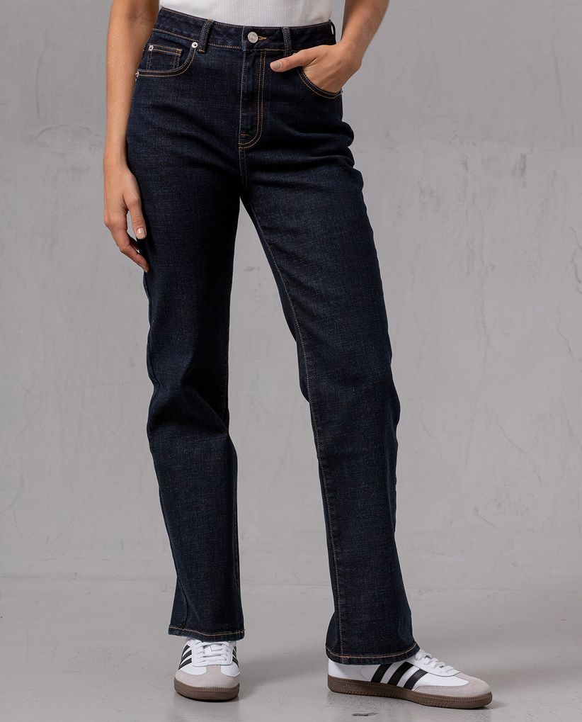 Jean Straight bota amplia para mujer