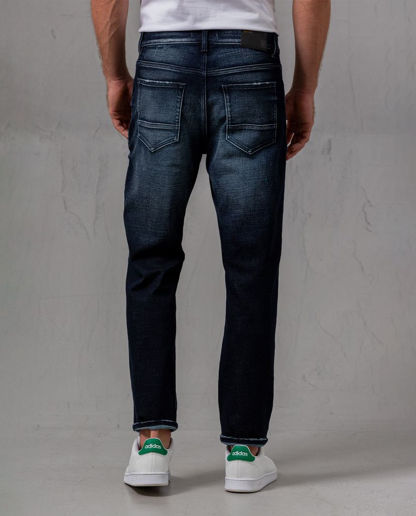Jean Straight en tono oscuro para hombre
