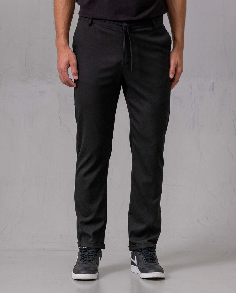 Pantalón clásico negro para hombre