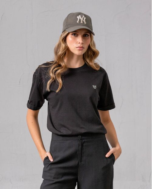 Camiseta básica con puma estampado para mujer