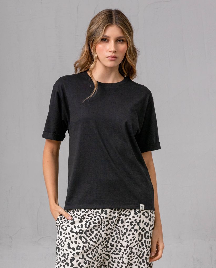 Camiseta básica cuello redondo para mujer