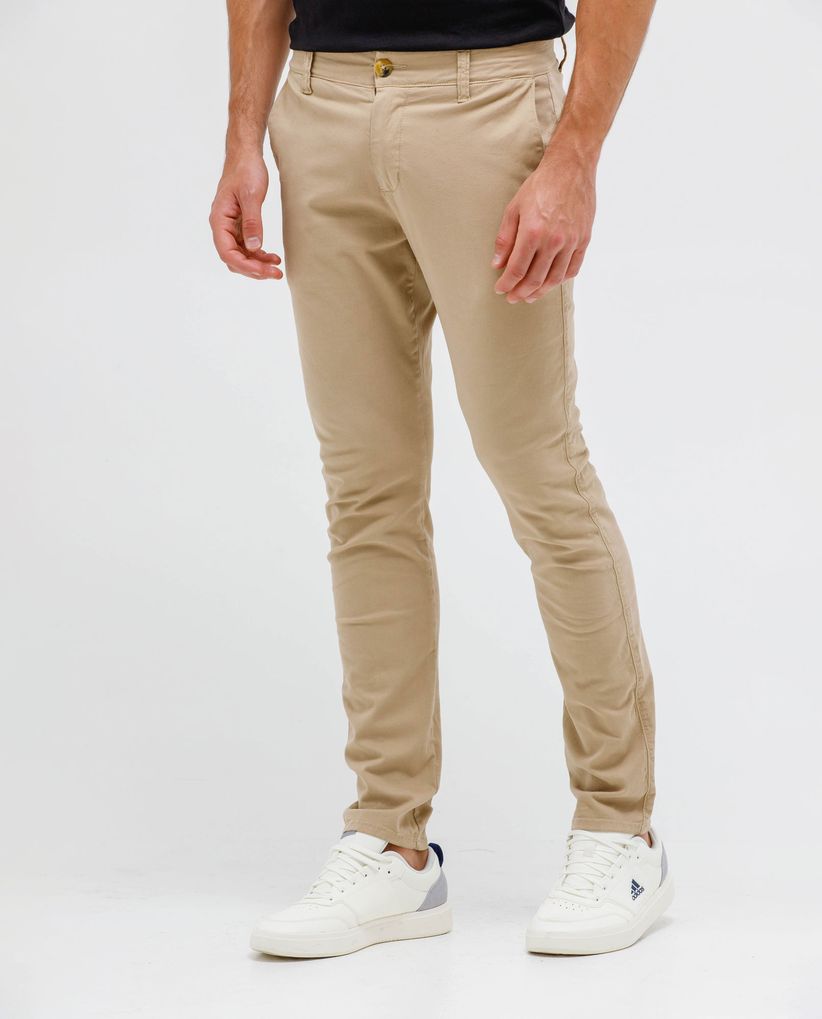 Pantalón tipo chino para hombre