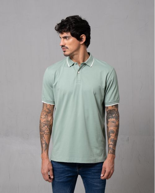 Polo básica con tipping en cuello y puños para hombre