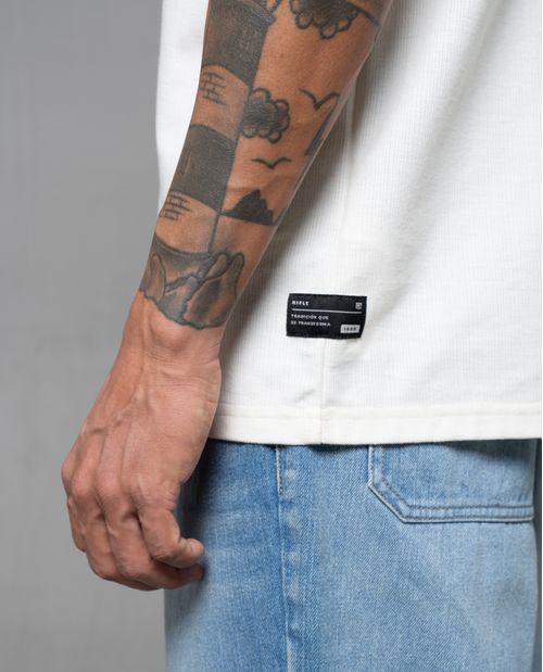 Camiseta cuello redondo texturizada para hombre