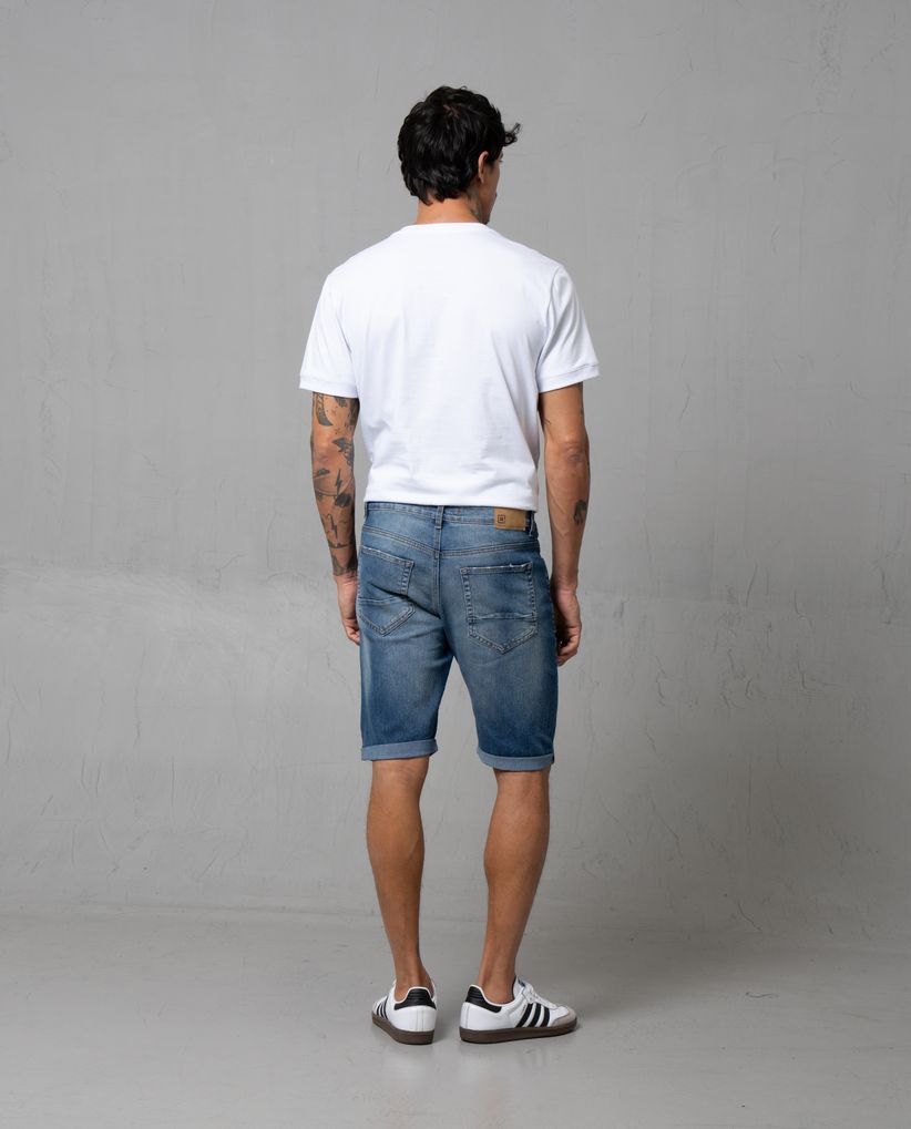 Bermuda en denim cinco bolsillos para hombre