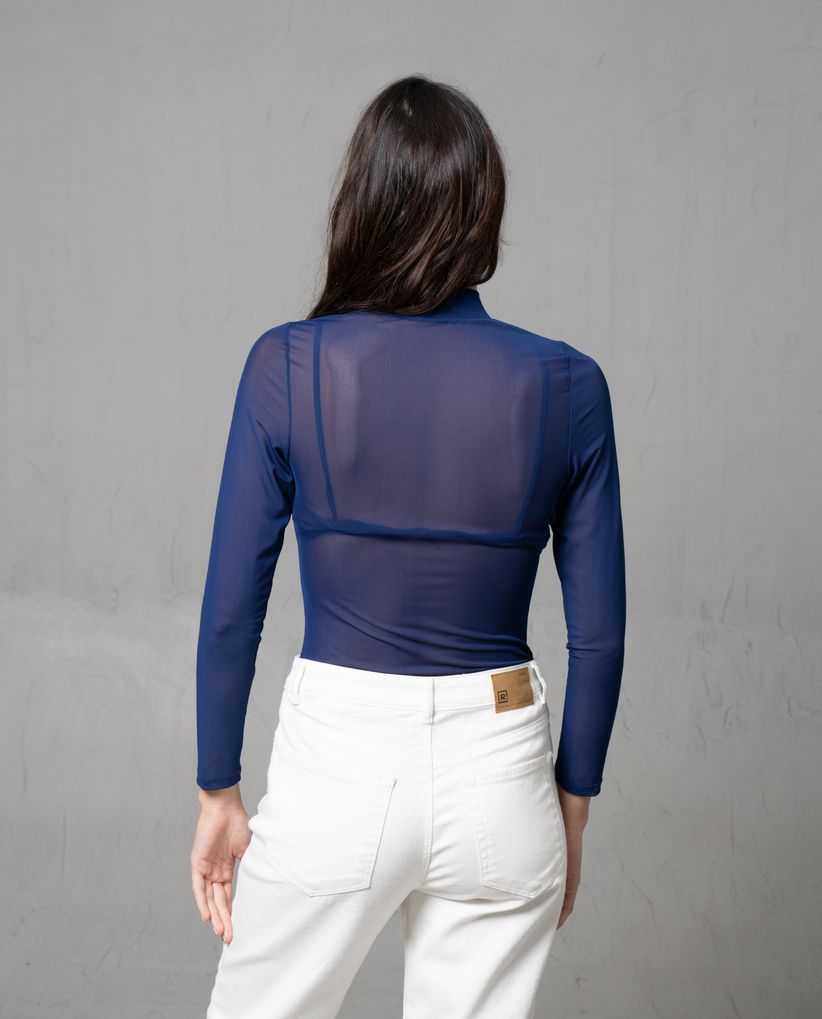 Camiseta de malla transparente cuello tortuga para mujer