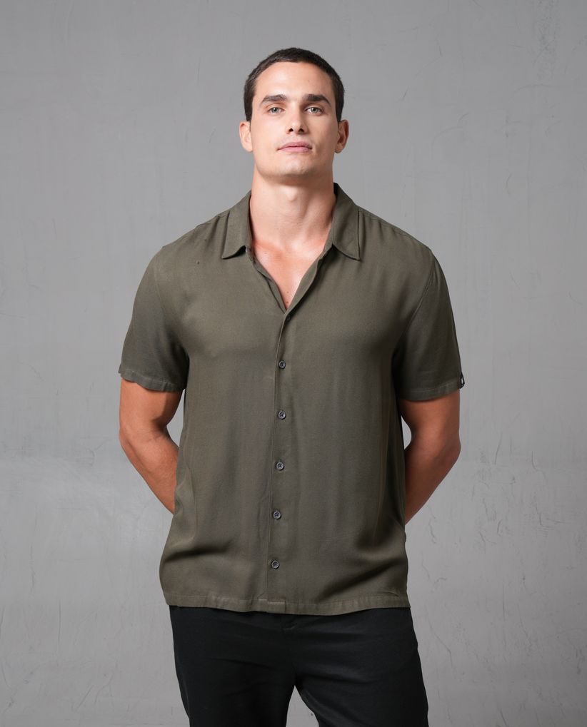 Camisa de botones para hombre