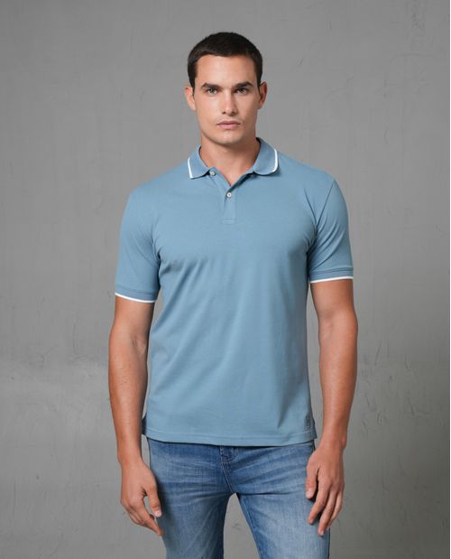 Polo básica con tipping en cuello y puños para hombre