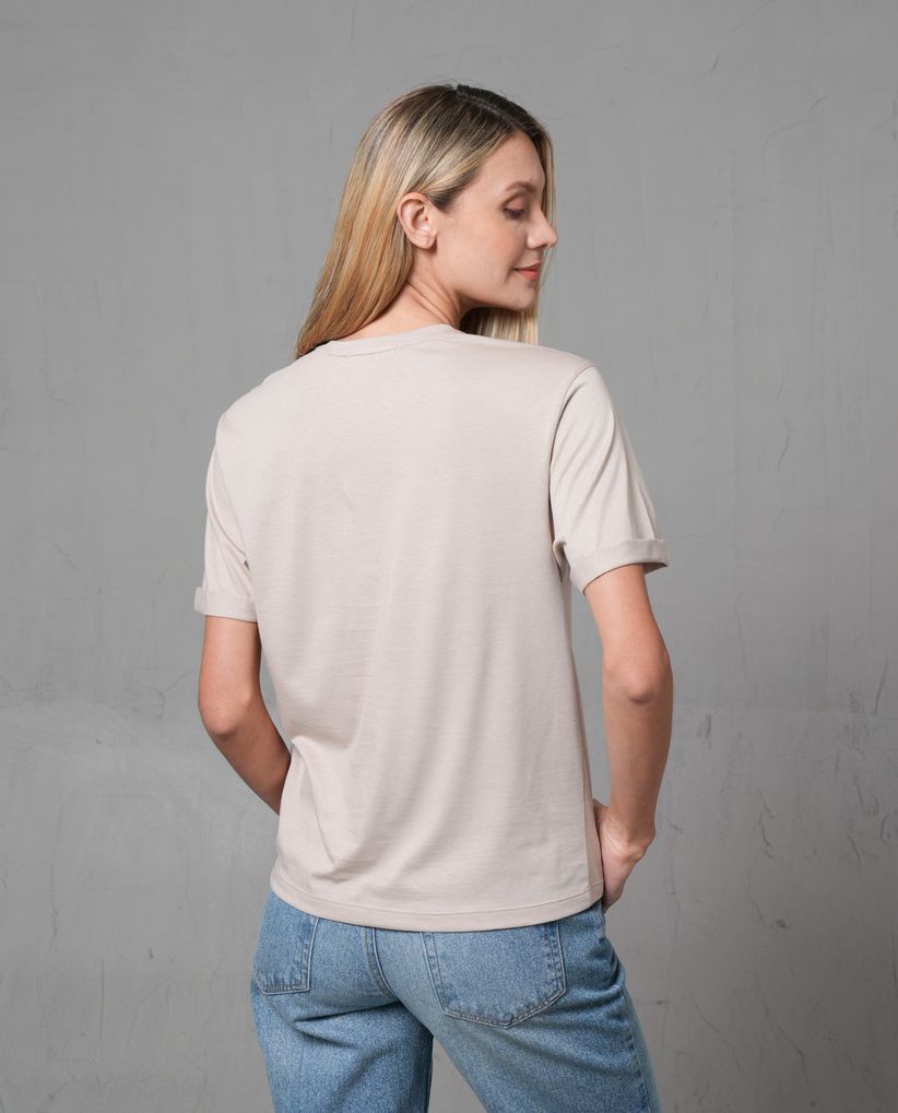 Camiseta básica con puma estampado para mujer