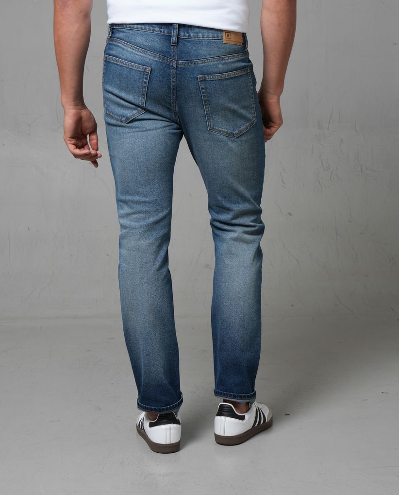 Jean Straight tono medio para hombre