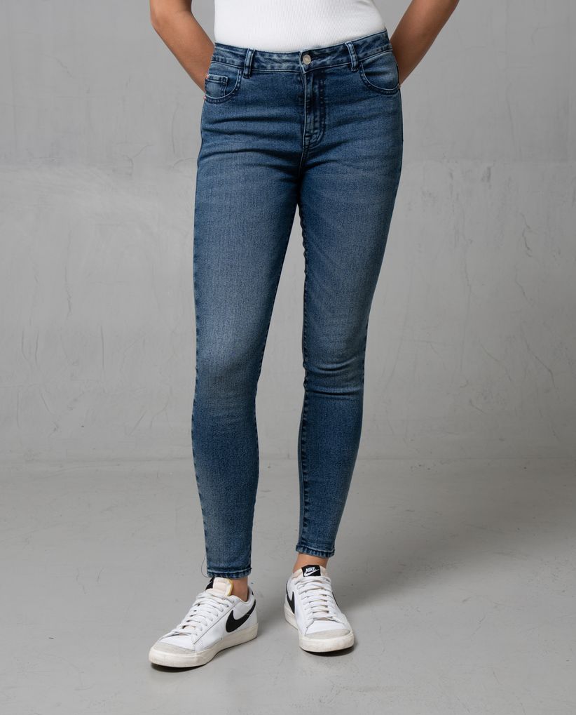 Jean Magic Up cinco bolsillos para mujer
