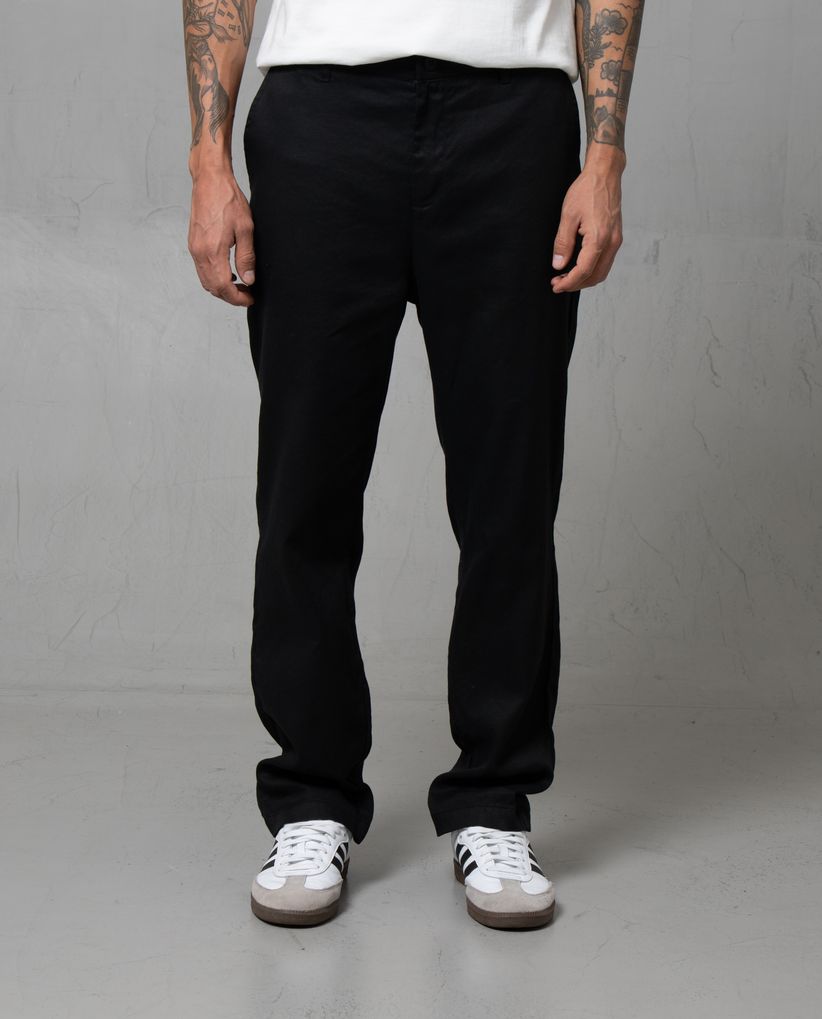 Pantalón tipo chino para hombre